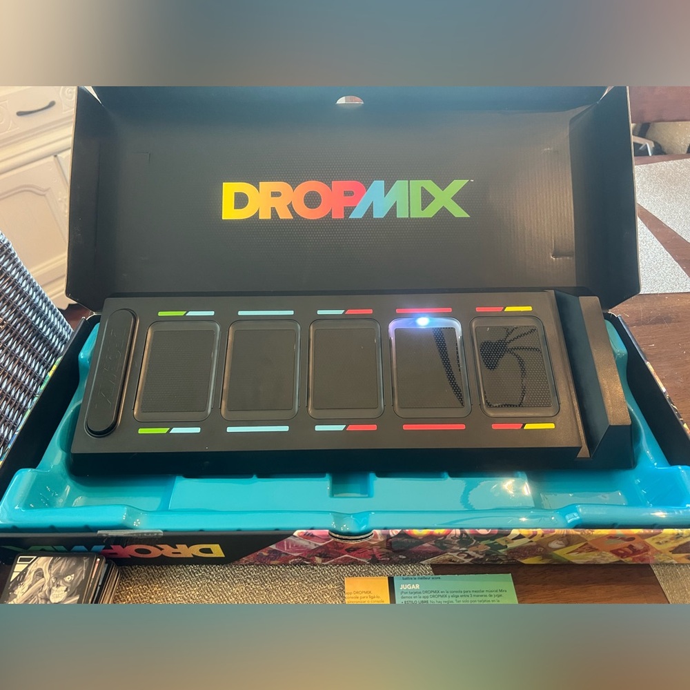 Hasbro‎ Dropmix Bluetooth music mixing game